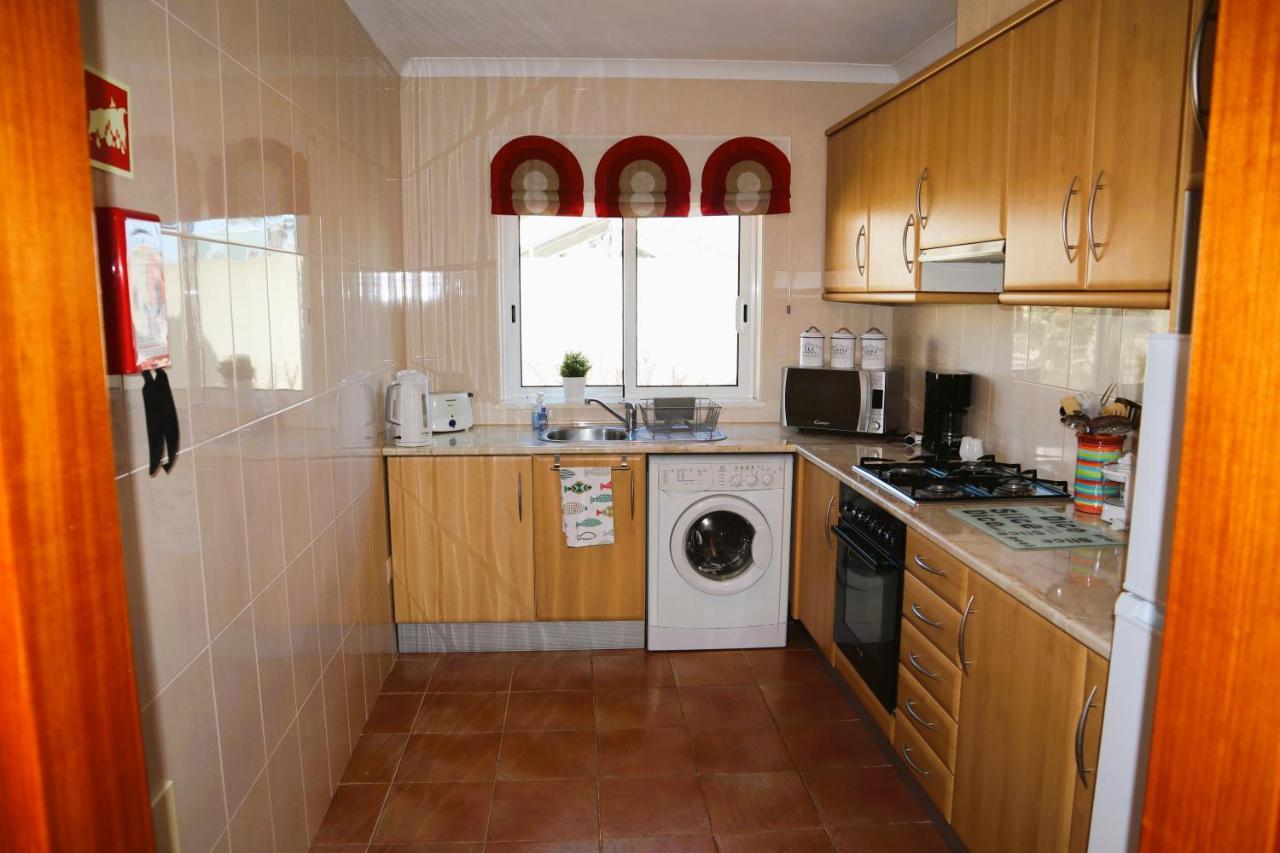 Apartamento Nathalie A 100M Da Praia Carvoeiro  Exterior photo